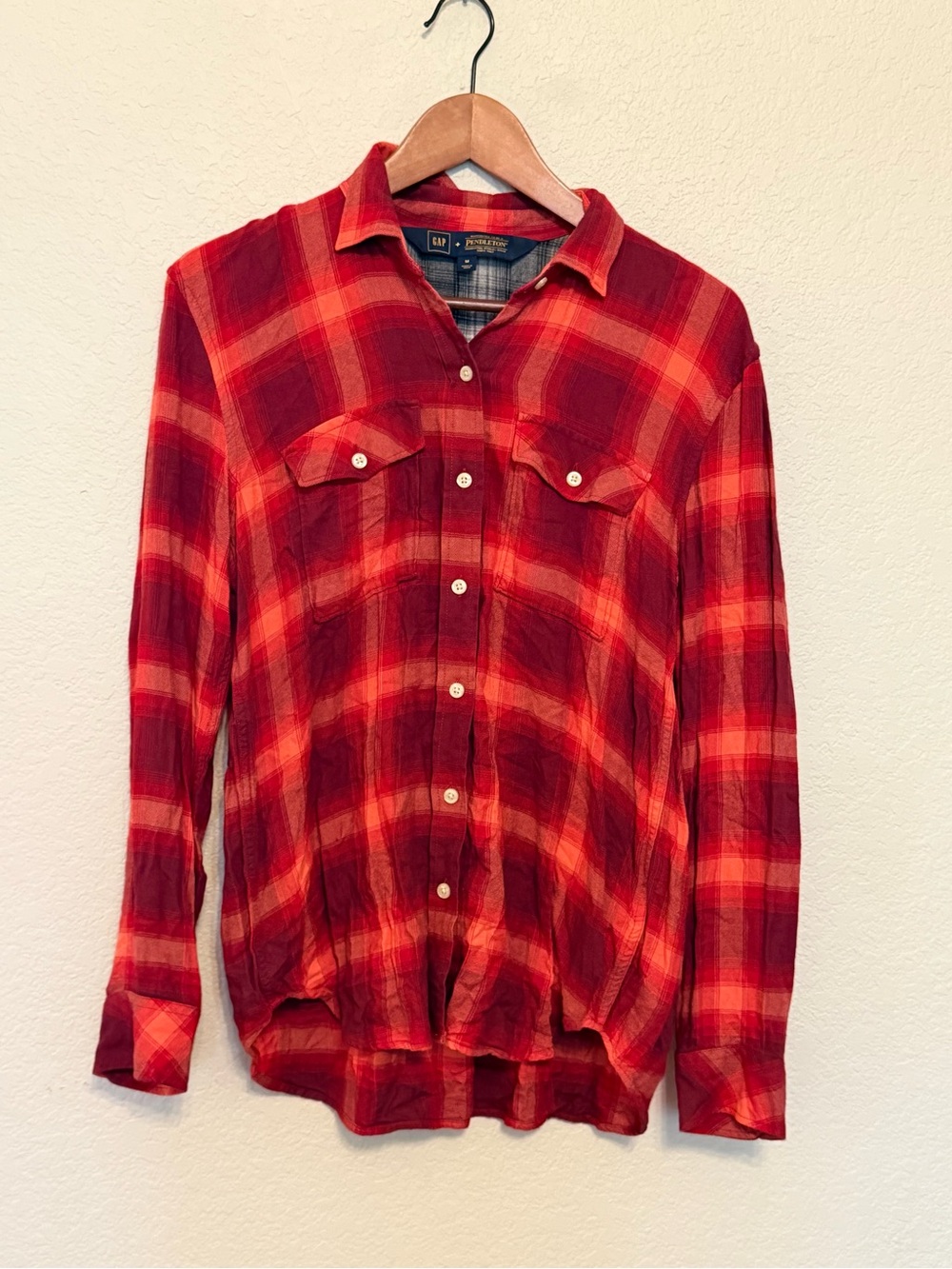 Gap Pendleton Boyfriend Casual Red Plaid Button-Up Shirt Size Medium